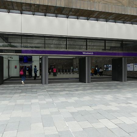 2 Bed Flat, Dedicated Workspace, Parking, 4Ktv Londra Exterior foto